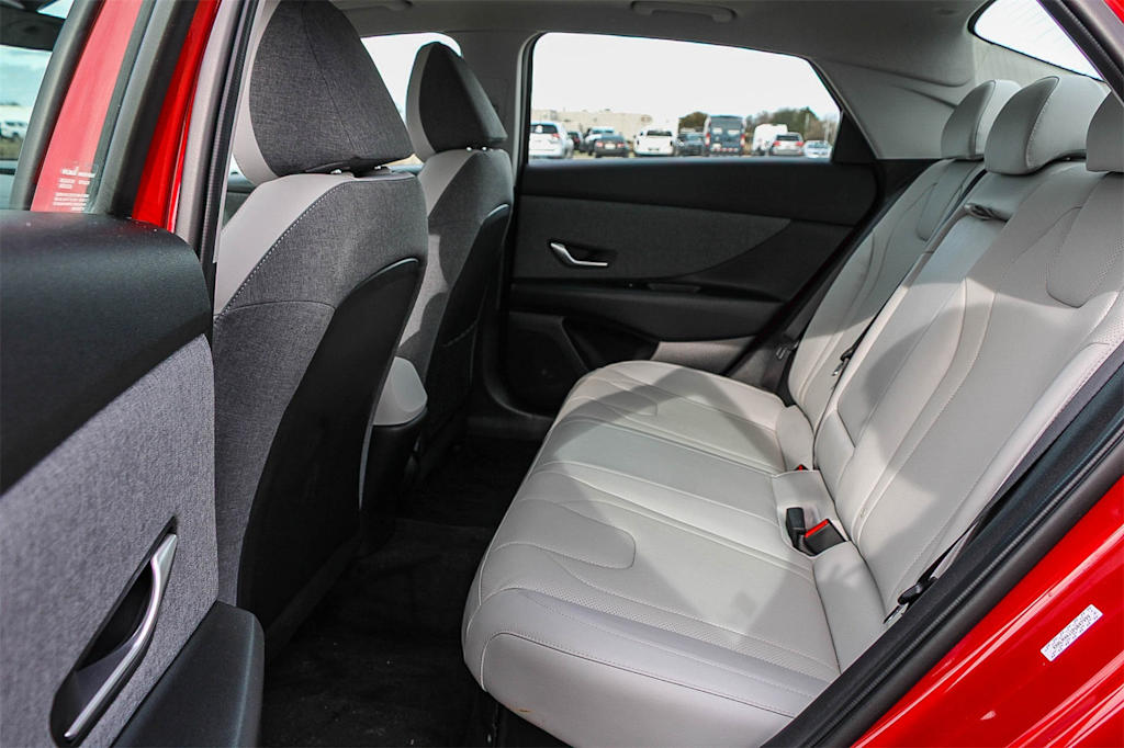 Thumbnail: 2023 Hyundai Elantra - 9