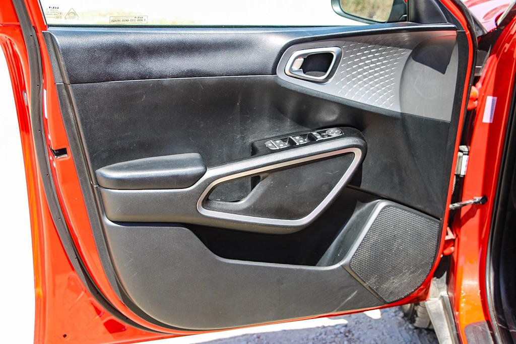 2023 Kia Soul LX 23