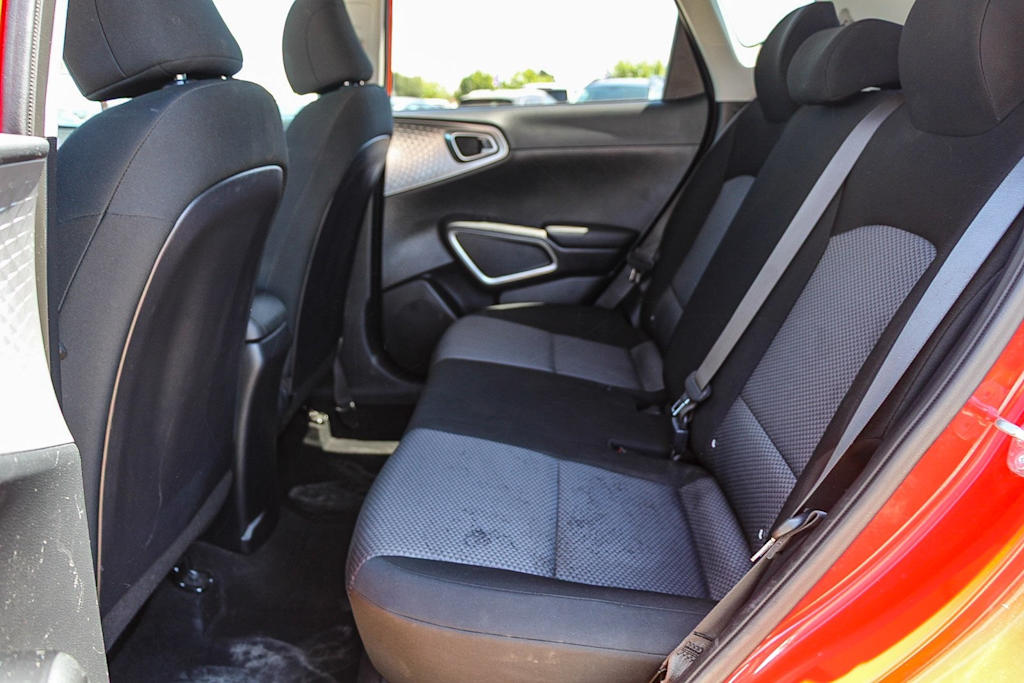 2023 Kia Soul LX 12