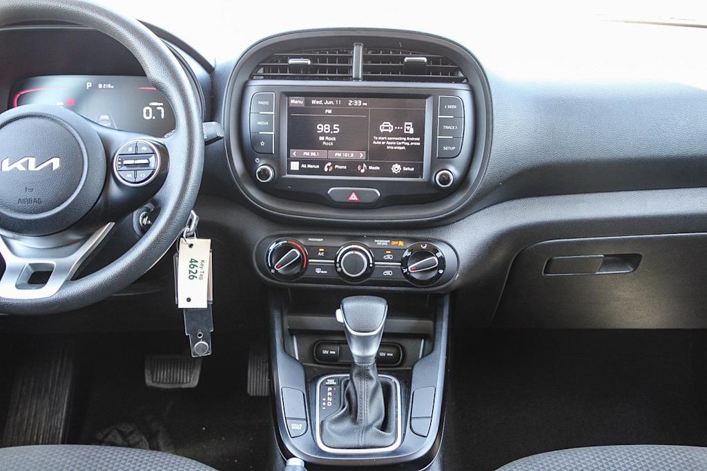 2023 Kia Soul LX 9