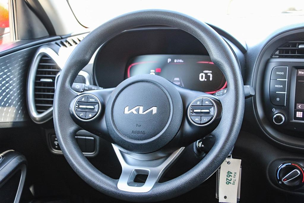 2023 Kia Soul LX 13