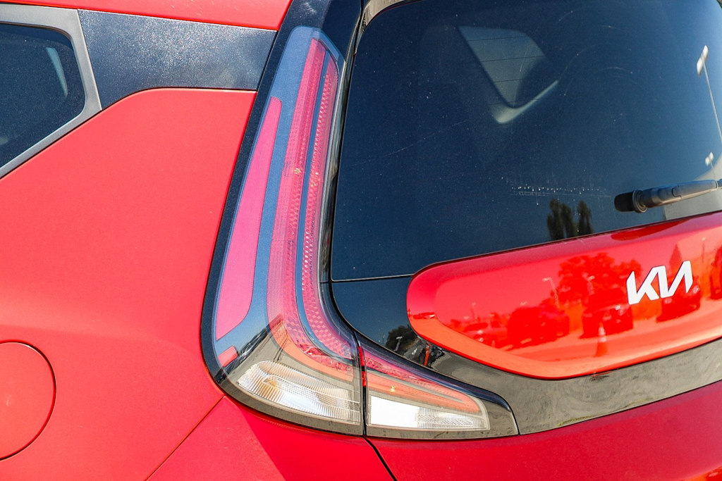 2023 Kia Soul LX 22