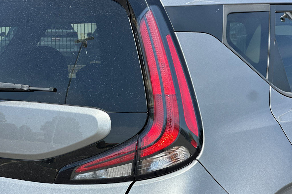 Thumbnail: 2023 Kia Soul - 30