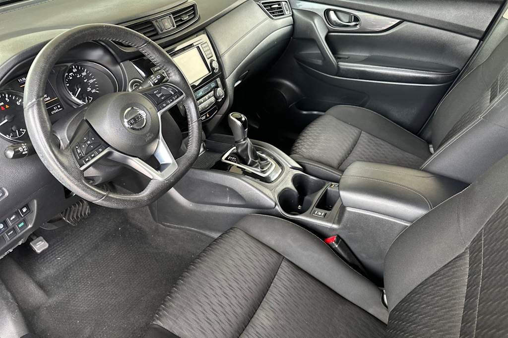 Thumbnail: 2020 Nissan Rogue - 9