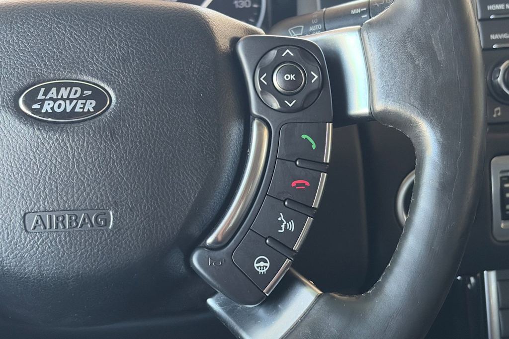 Thumbnail: 2011 Land Rover Range Rover - 30