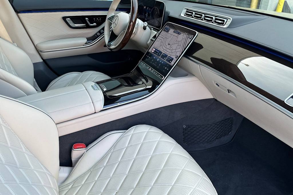 Thumbnail: 2024 Mercedes-Benz S-Class - 13