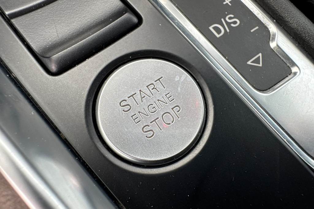 Thumbnail: 2013 Audi Q5 - 26