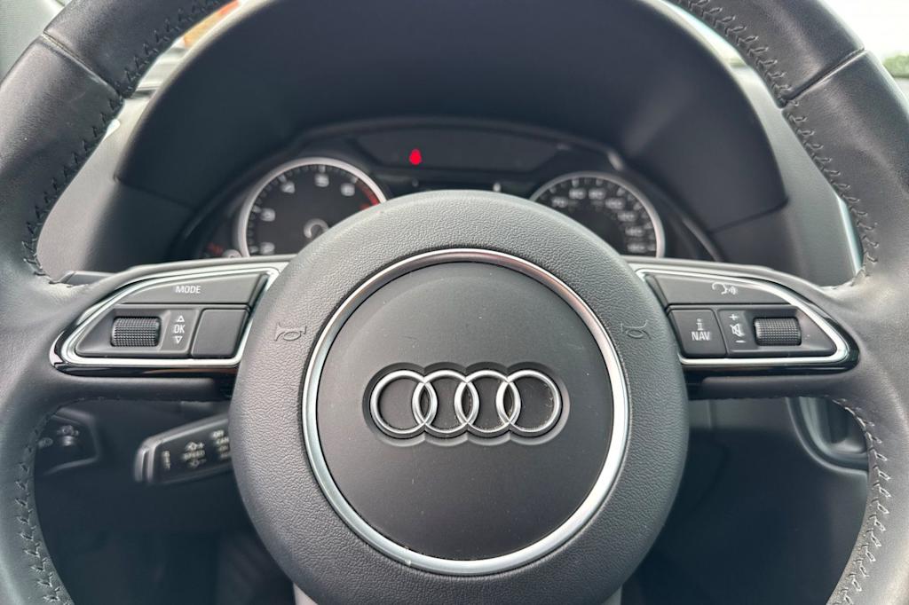 Thumbnail: 2013 Audi Q5 - 27