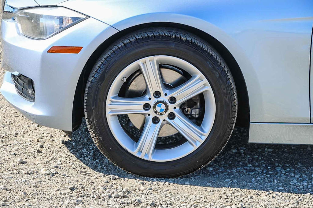 Thumbnail: 2013 BMW 3 Series - 6