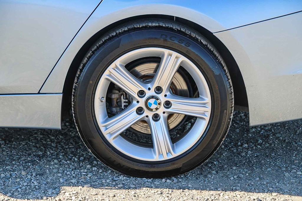 Thumbnail: 2013 BMW 3 Series - 18