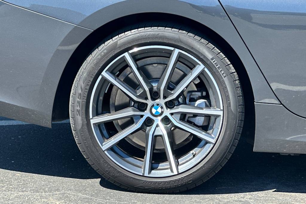 Thumbnail: 2019 BMW 3 Series - 7