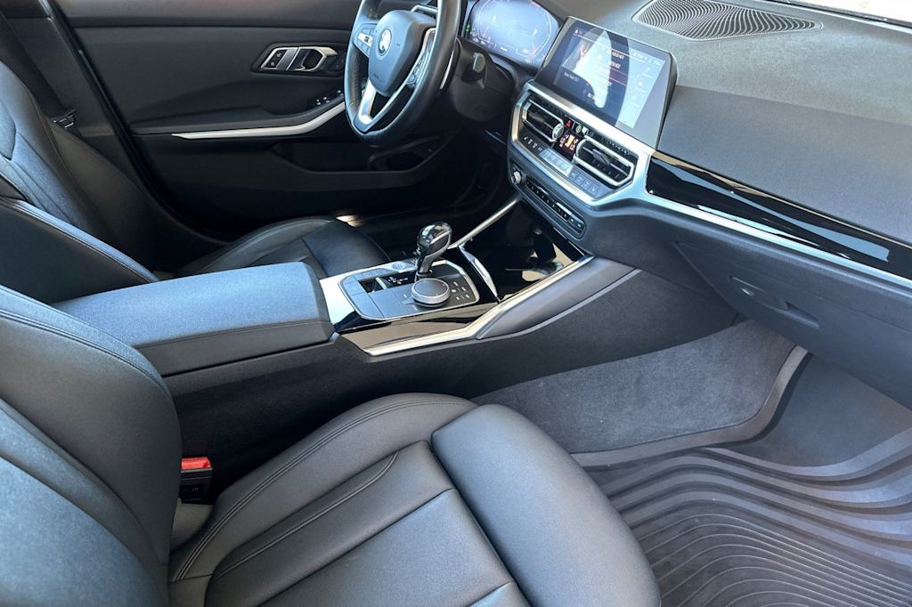 Thumbnail: 2019 BMW 3 Series - 11