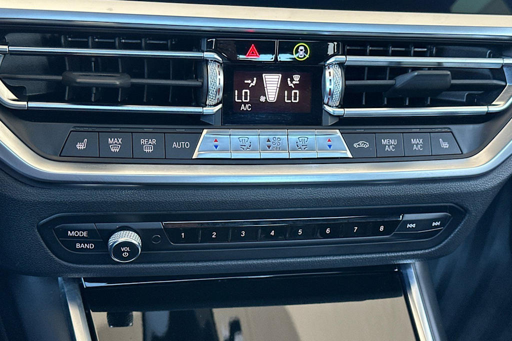 Thumbnail: 2019 BMW 3 Series - 26