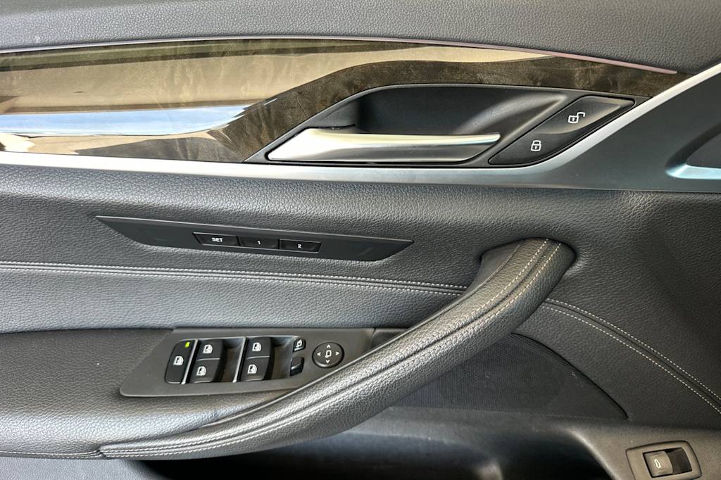 Thumbnail: 2019 BMW 5 Series - 19
