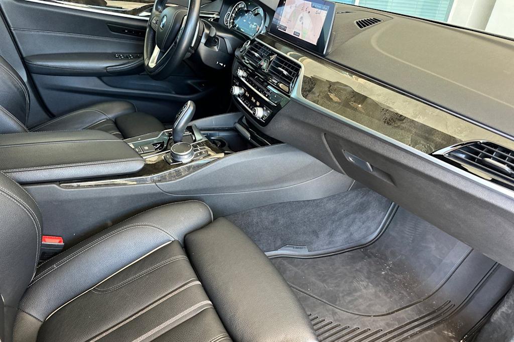 Thumbnail: 2019 BMW 5 Series - 11