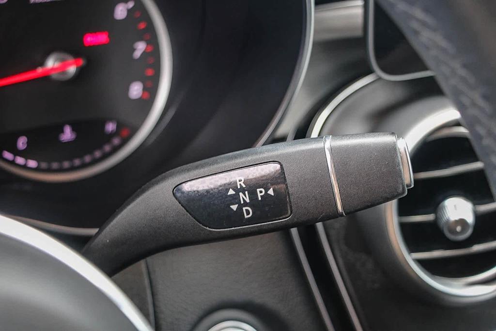 Thumbnail: 2020 Mercedes-Benz GLC - 13