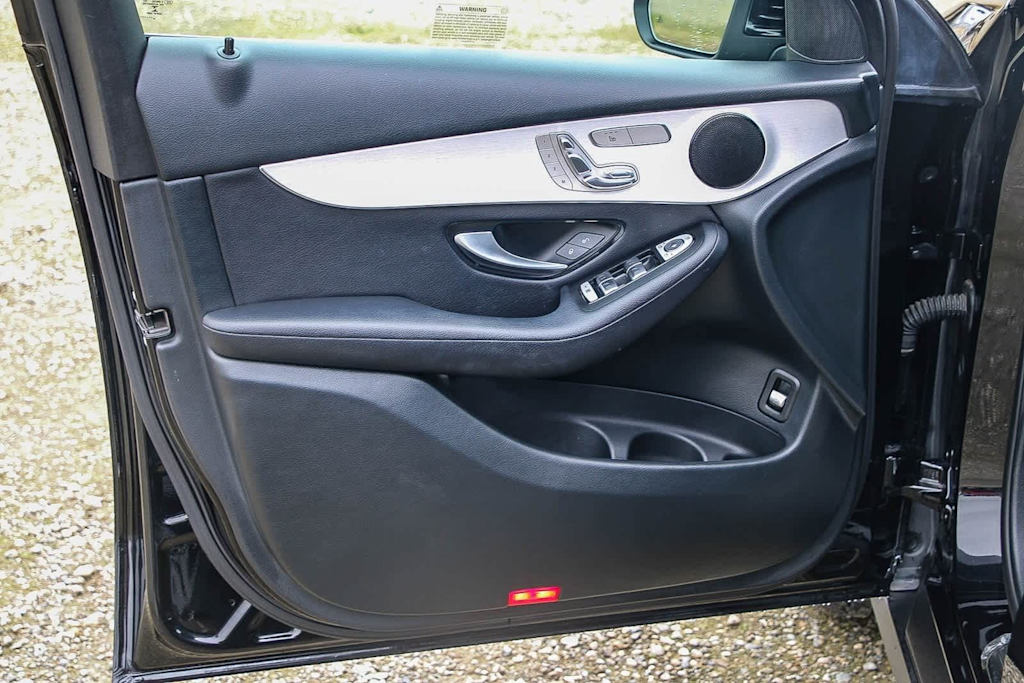 Thumbnail: 2020 Mercedes-Benz GLC - 23