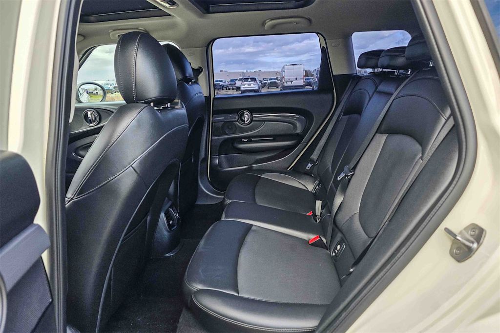 Thumbnail: 2019 MINI Cooper Clubman - 9