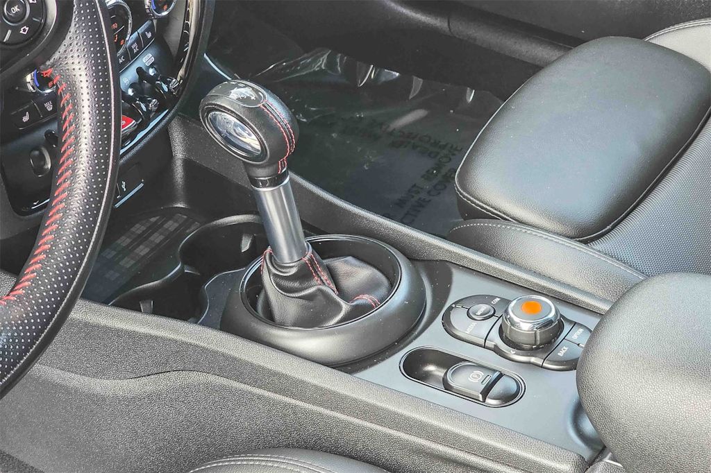 Thumbnail: 2019 MINI Cooper Clubman - 13