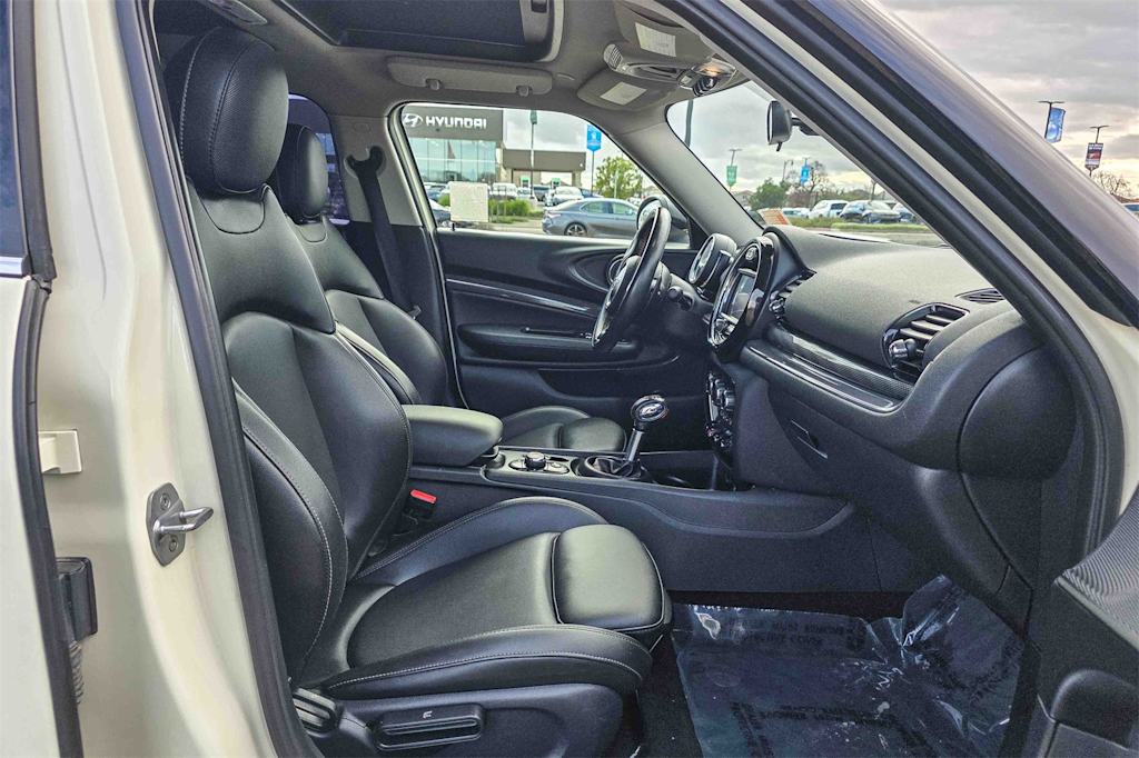 Thumbnail: 2019 MINI Cooper Clubman - 7