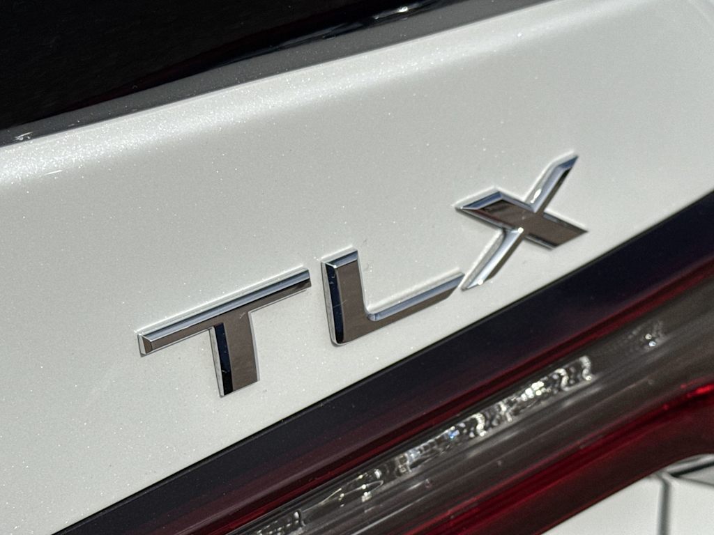 Thumbnail: 2023 Acura TLX - 22