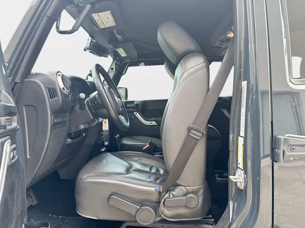Thumbnail: 2017 Jeep Wrangler - 8