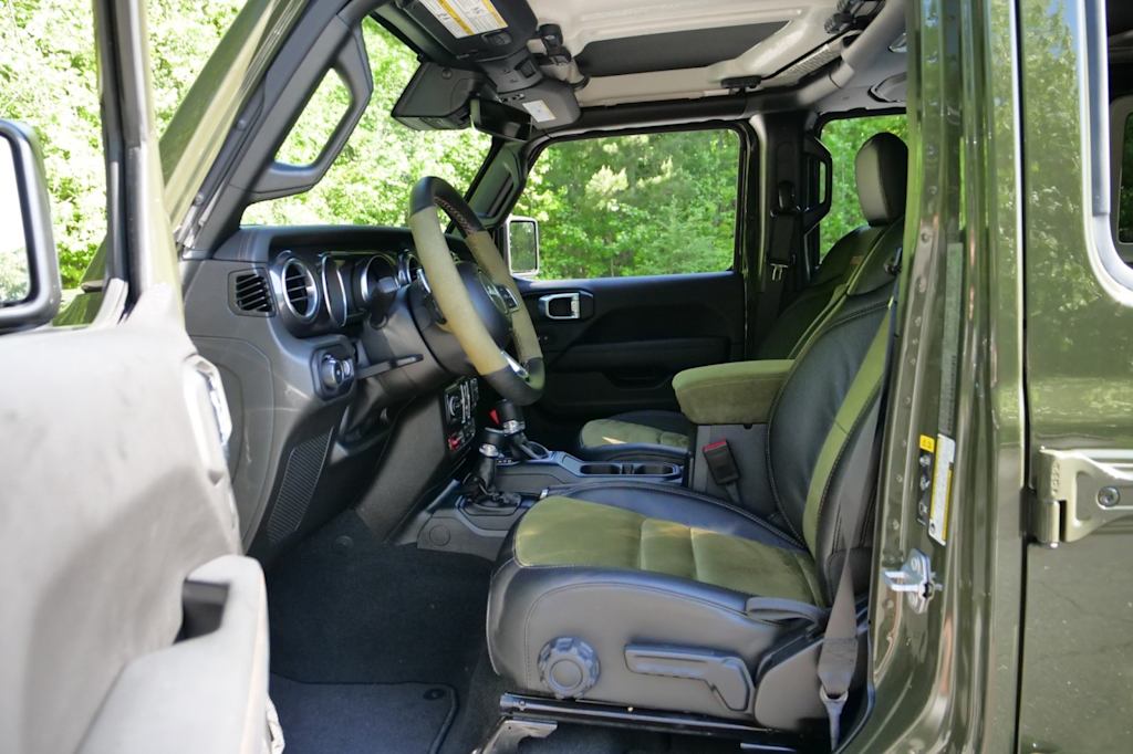Thumbnail: 2023 Jeep Wrangler - 11