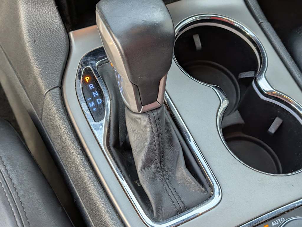 Thumbnail: 2019 Jeep Grand Cherokee - 12