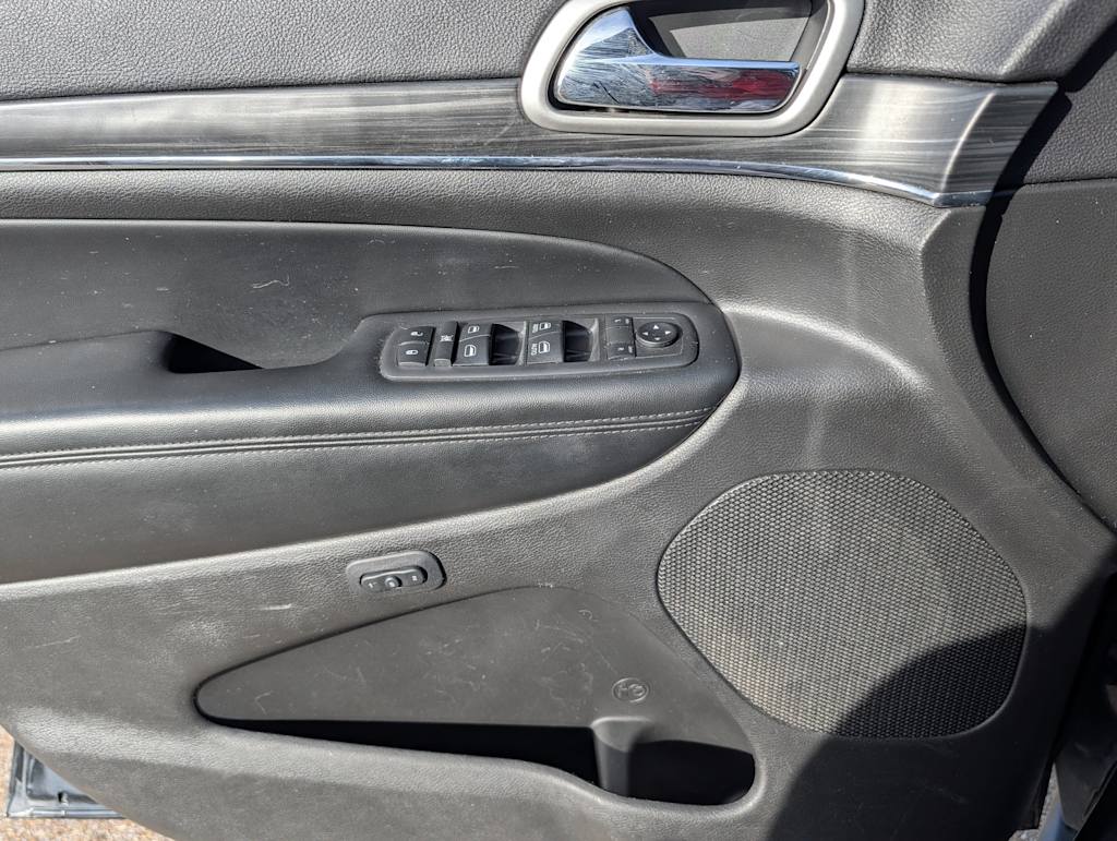 Thumbnail: 2019 Jeep Grand Cherokee - 31