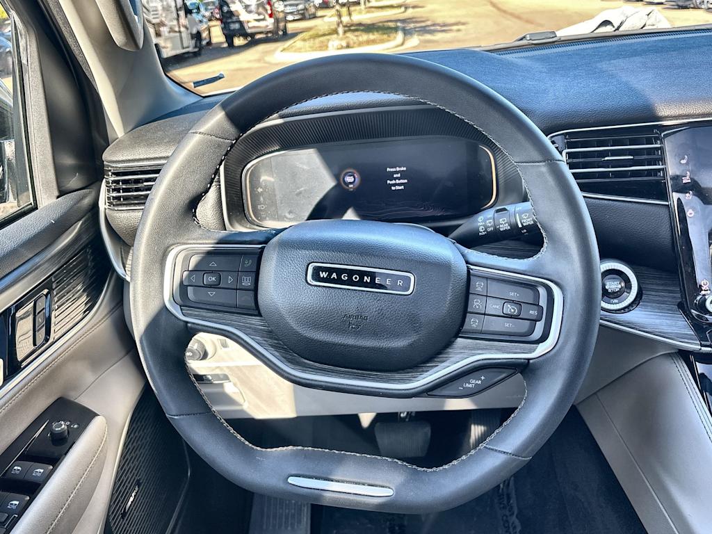 Thumbnail: 2024 Jeep Wagoneer - 10