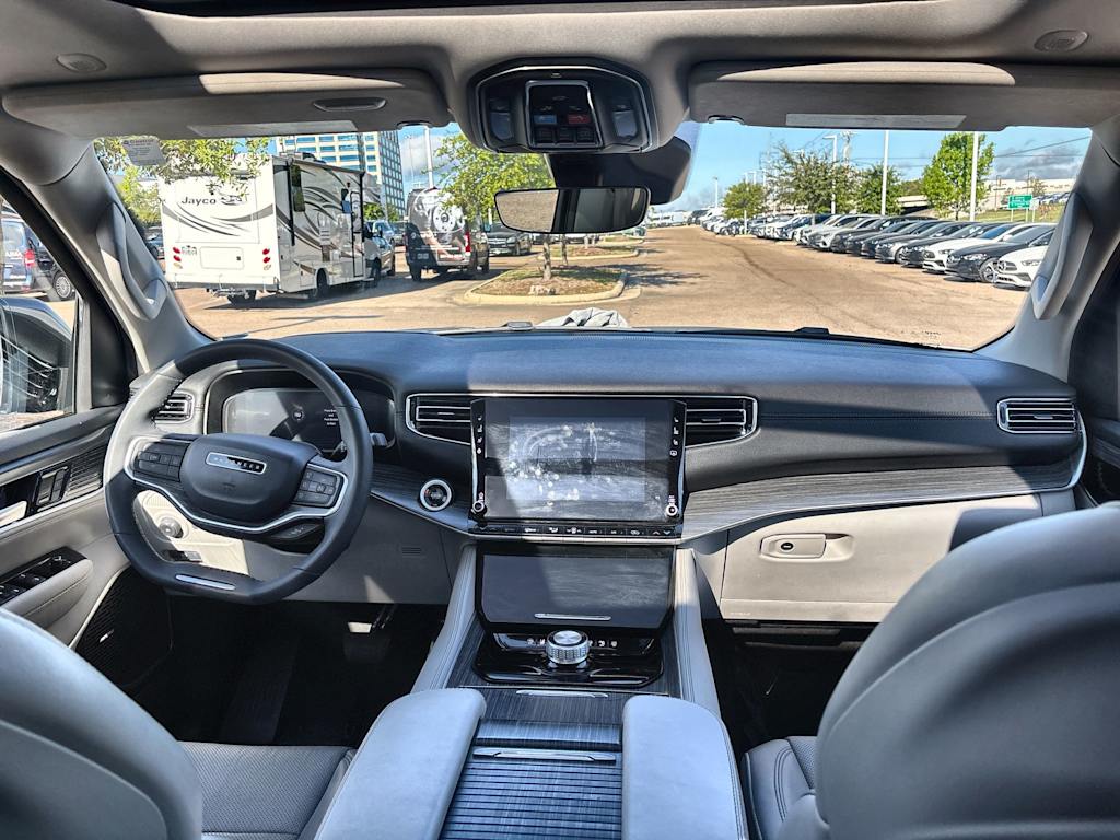 Thumbnail: 2024 Jeep Wagoneer - 2