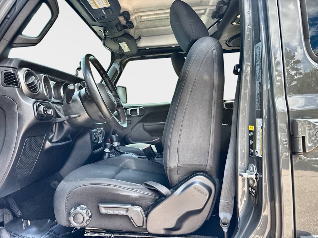 Thumbnail: 2022 Jeep Gladiator - 12