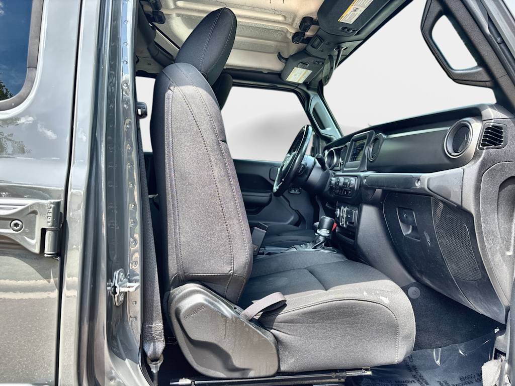 Thumbnail: 2022 Jeep Gladiator - 23