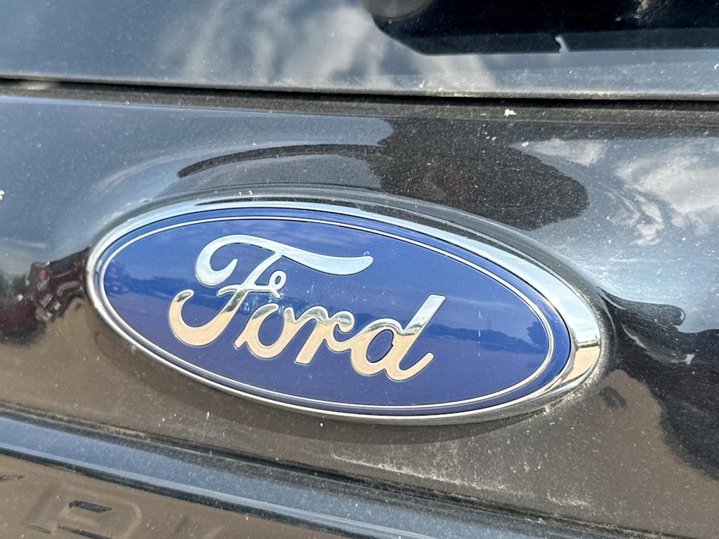 Thumbnail: 2018 Ford Explorer - 16