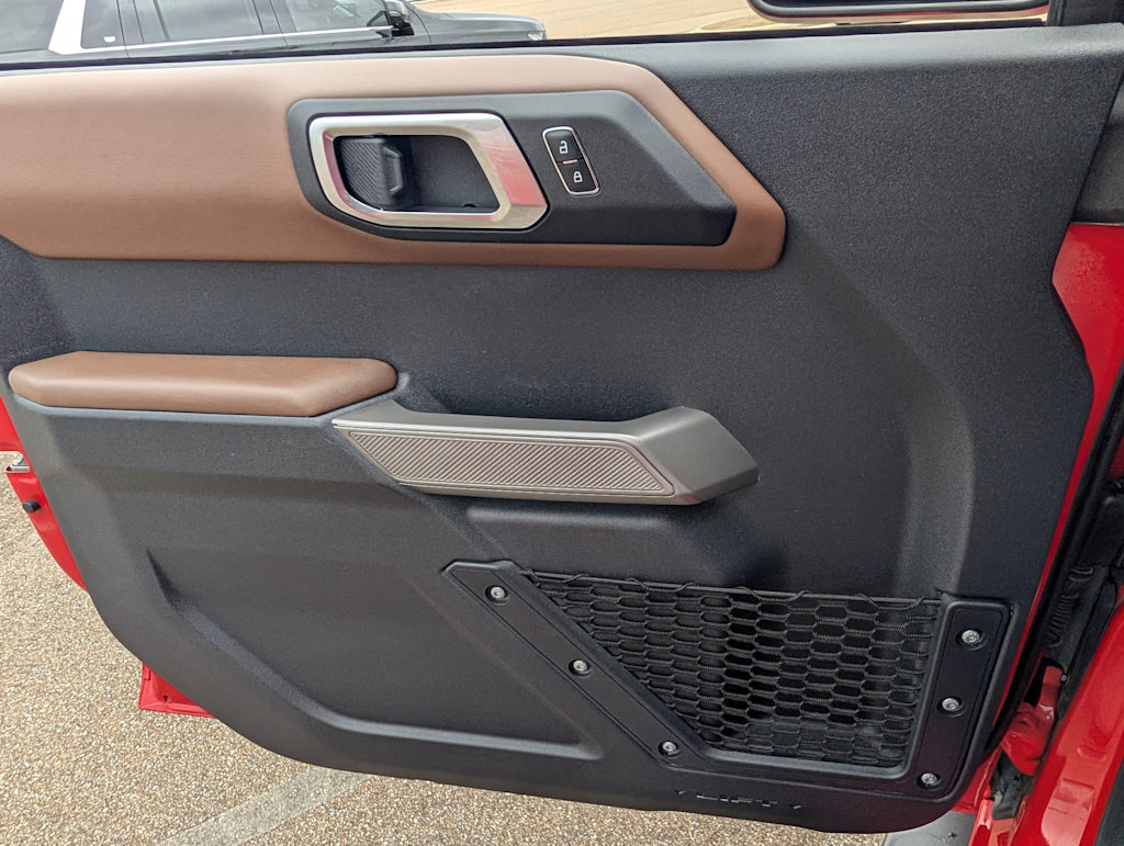 Thumbnail: 2023 Ford Bronco - 30