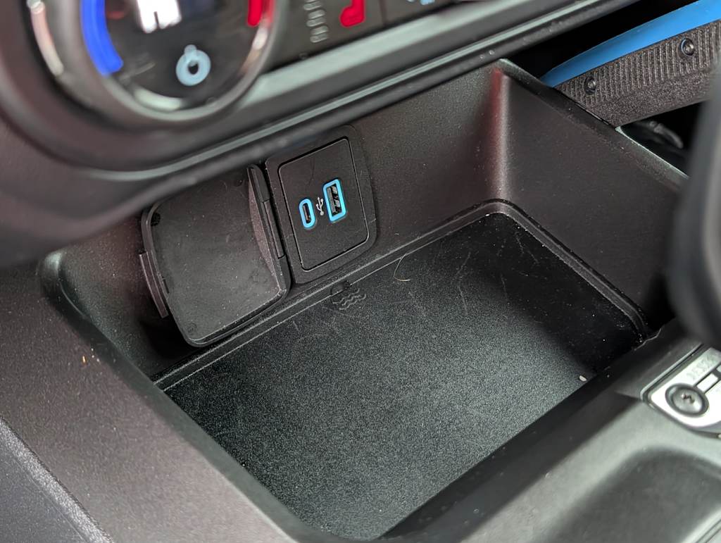 Thumbnail: 2023 Ford Bronco - 28