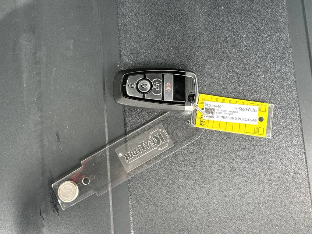 Thumbnail: 2023 Ford Bronco - 17