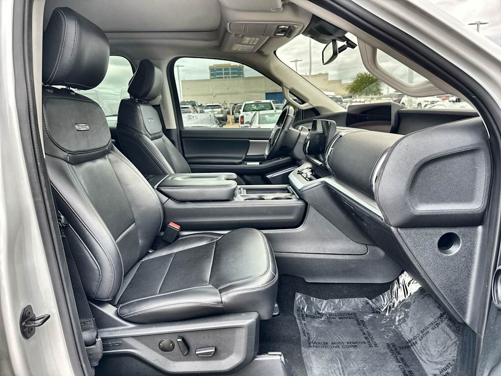 Thumbnail: 2025 Ford Expedition MAX - 20