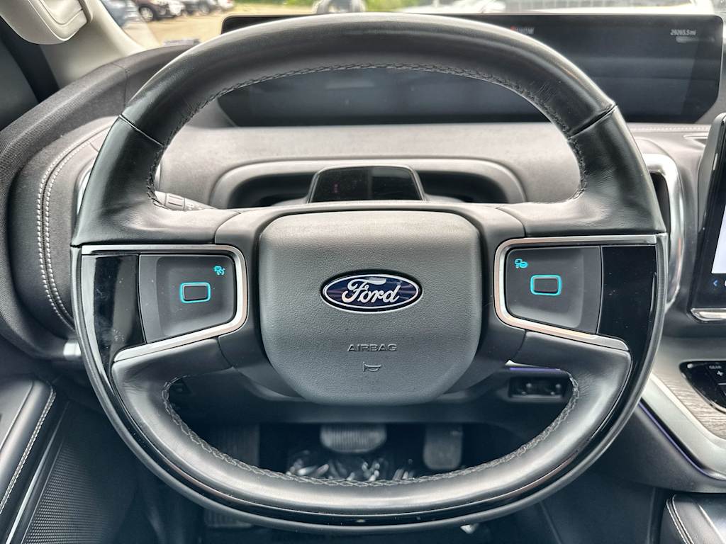 Thumbnail: 2025 Ford Expedition MAX - 10