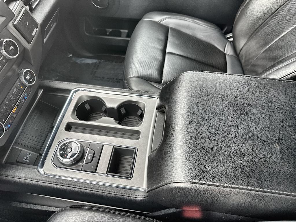Thumbnail: 2021 Ford Expedition - 26