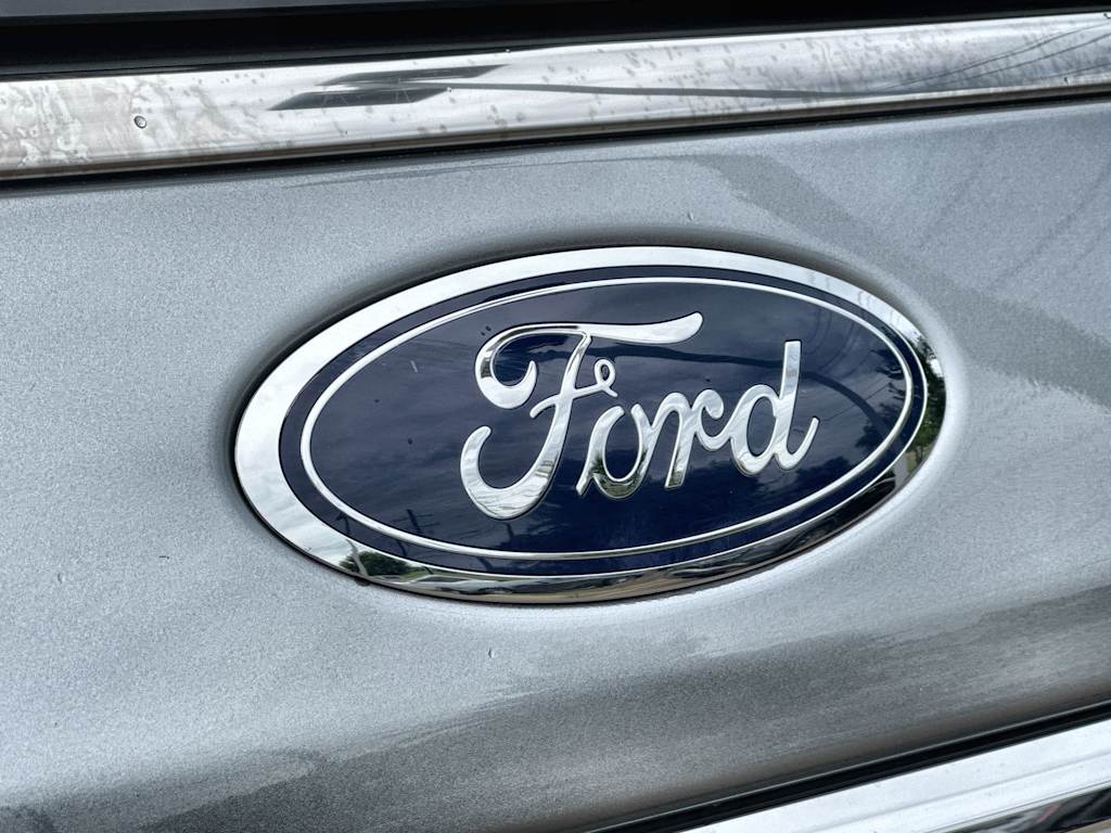 Thumbnail: 2021 Ford Expedition - 23