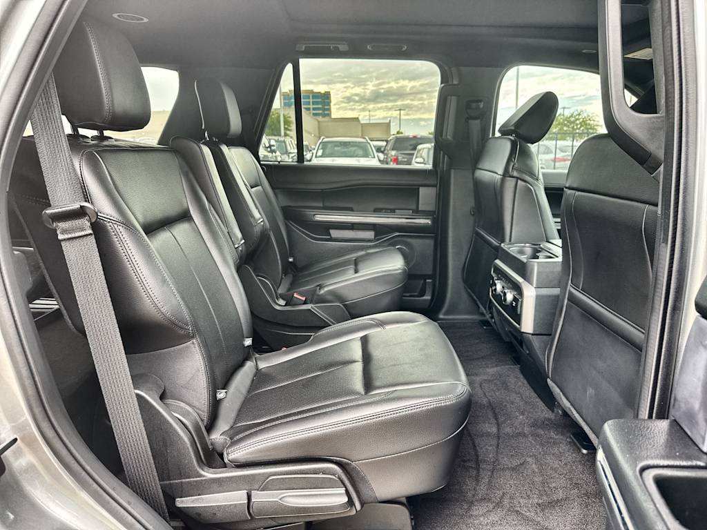 Thumbnail: 2021 Ford Expedition - 25