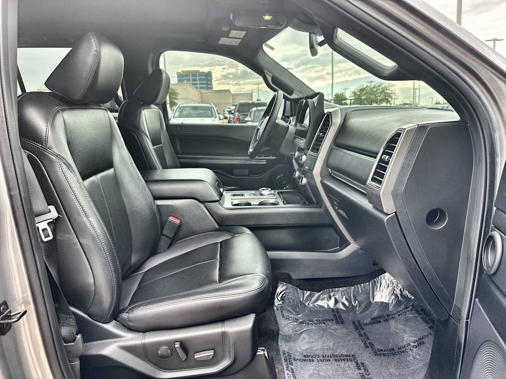 Thumbnail: 2021 Ford Expedition - 20