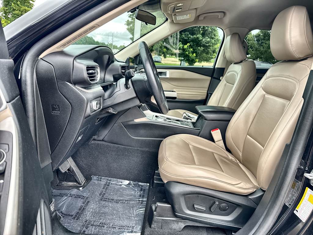 Thumbnail: 2021 Ford Explorer - 11