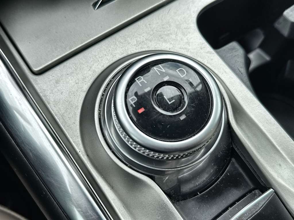 Thumbnail: 2021 Ford Explorer - 28