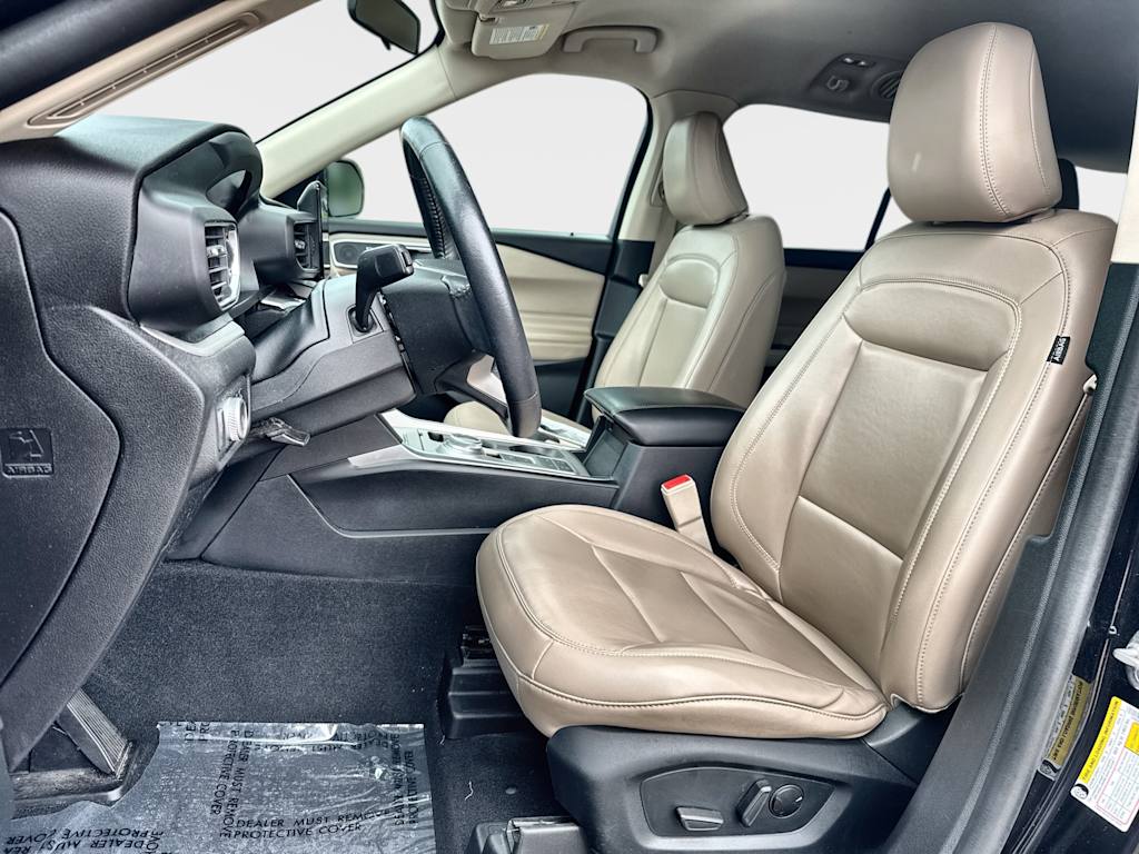 Thumbnail: 2021 Ford Explorer - 12