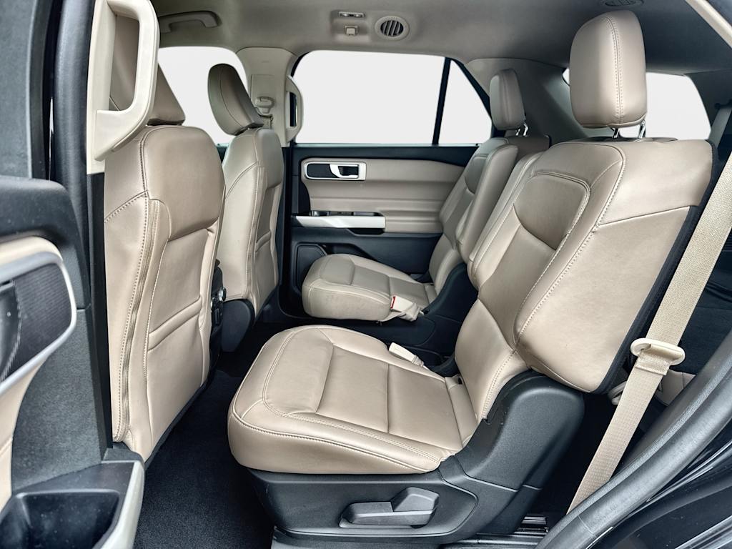 Thumbnail: 2021 Ford Explorer - 13