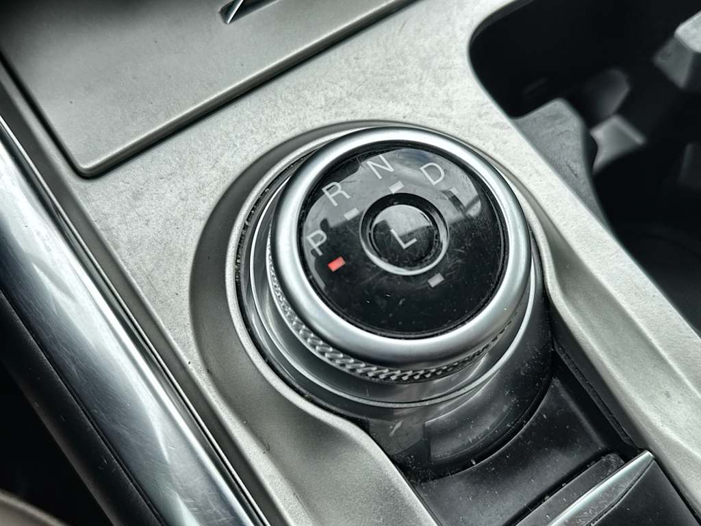 Thumbnail: 2021 Ford Explorer - 28