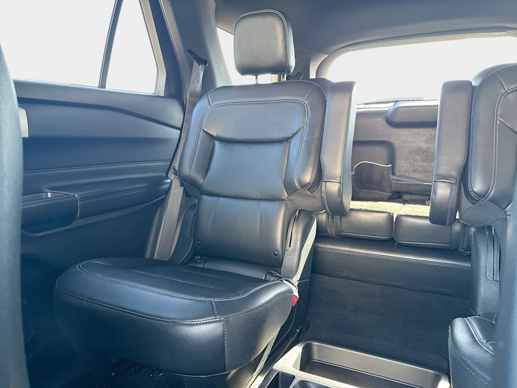 Thumbnail: 2020 Ford Explorer - 27