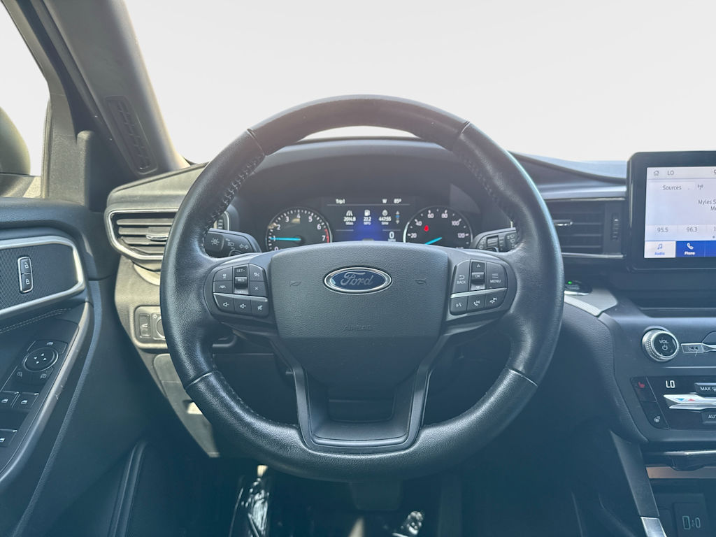 Thumbnail: 2020 Ford Explorer - 10